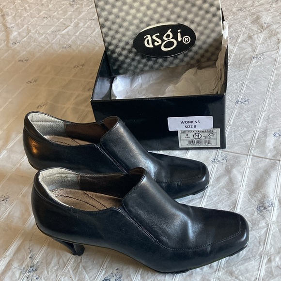 ASGI Carina Bootie Size 8 black great condition - Picture 2 of 8